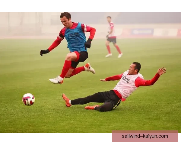 标准列日保持比赛节奏稳定，表现备受关注